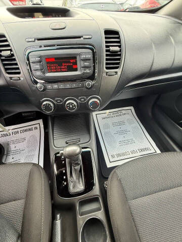 2017 Kia Forte5 LX