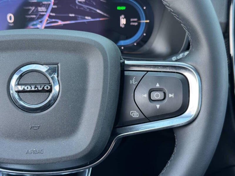2022 Volvo XC40 Recharge Twin Plus
