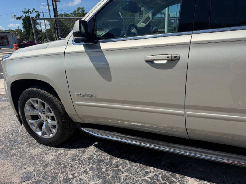 2017 GMC Yukon SLT
