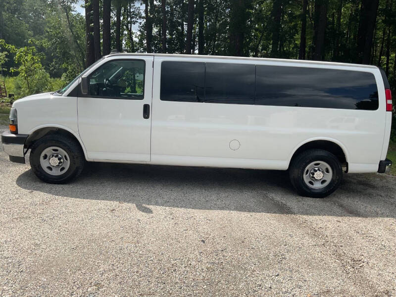 2017 Chevrolet Express LT 3500