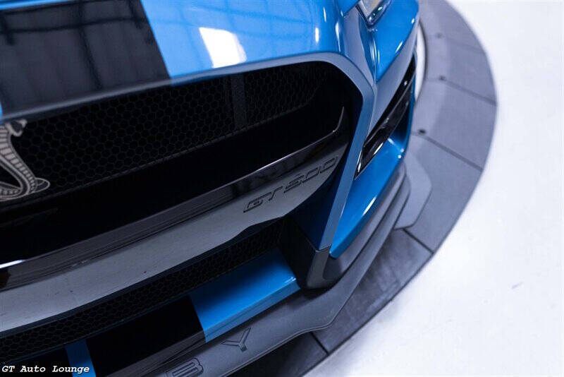 2020 Ford Mustang 19