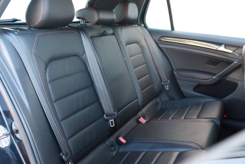 2016 Volkswagen Golf GTI