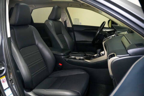 2017 Lexus NX 200t