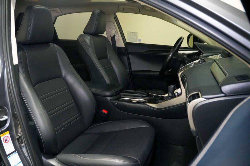 2017 Lexus NX 200t