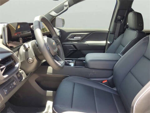 2025 Chevrolet Silverado EV LT