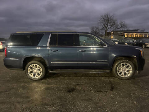 2017 GMC Yukon XL SLT