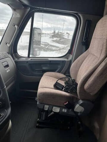 2014 Freightliner Cascadia