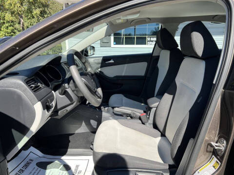2015 Volkswagen Jetta