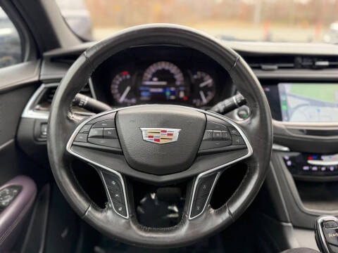 2017 Cadillac XT5 Premium Luxury