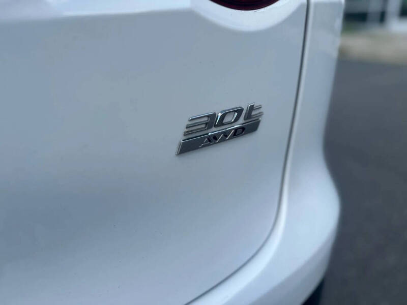 2019 Jaguar F-PACE 30t Prestige