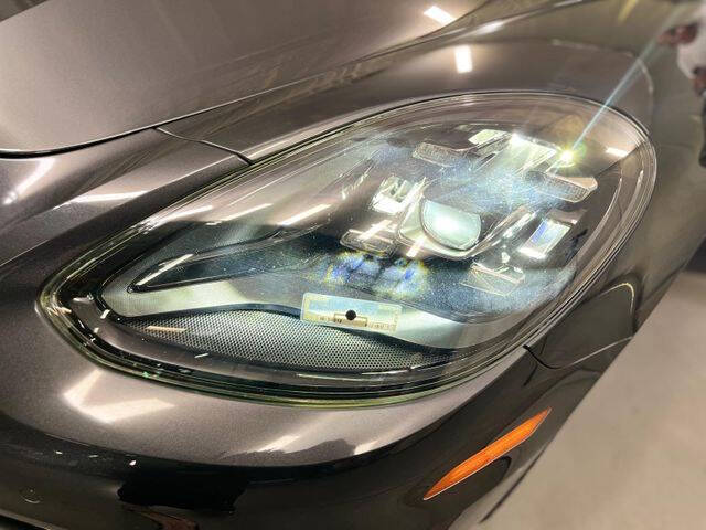 2018 Porsche Panamera 4