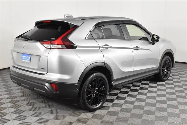 2024 Mitsubishi Eclipse Cross LE
