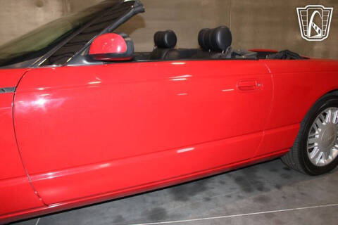 2002 Ford Thunderbird Deluxe