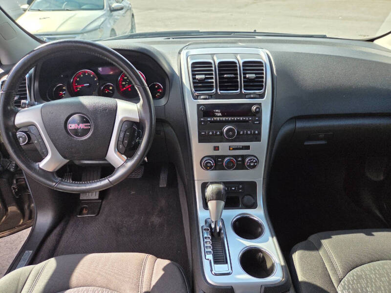 2011 GMC Acadia SLE