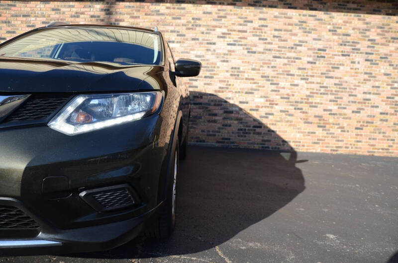 2016 Nissan Rogue SV