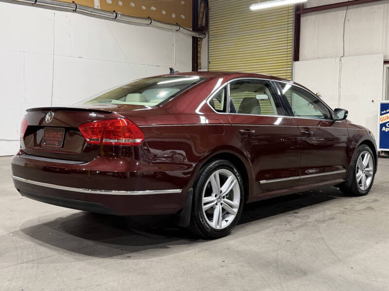 2014 Volkswagen Passat 2.0L TDI SEL Premium