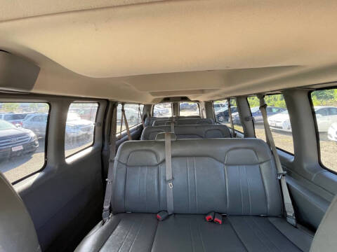 2017 Chevrolet Express LS 3500