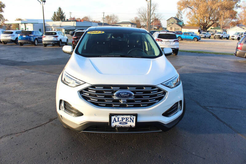 2023 Ford Edge Titanium