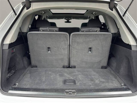 2023 Audi Q7 quattro Premium Plus 55 TFSI