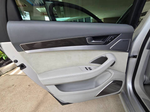 2014 Audi S8 4.0T quattro