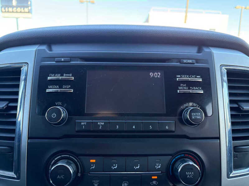 2018 Nissan Titan SV