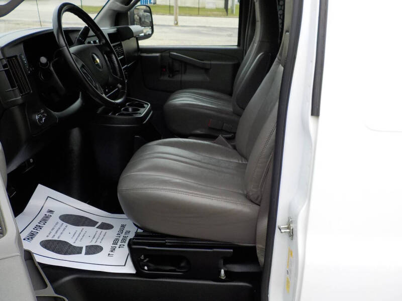 2020 Chevrolet Express 2500