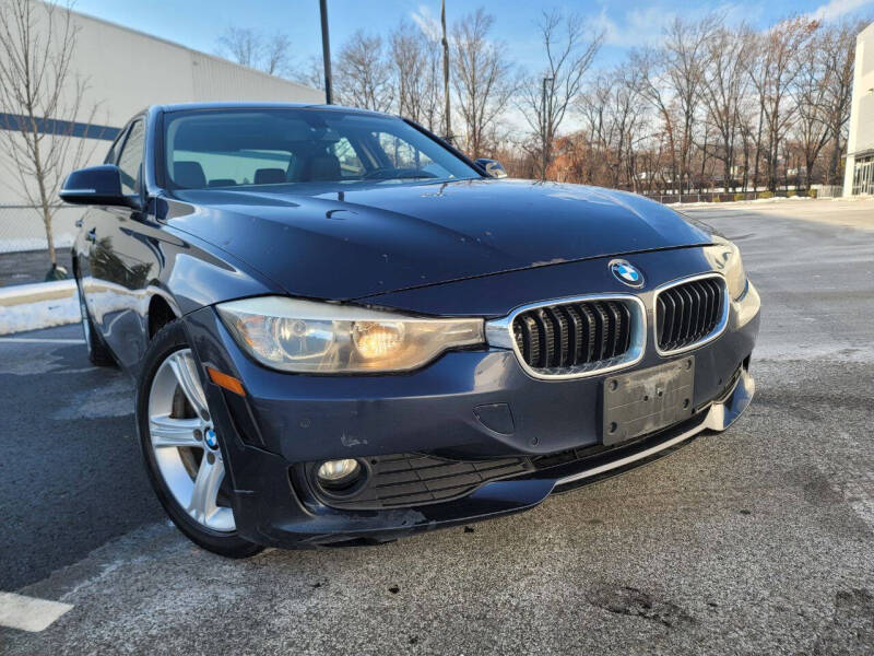 2014 BMW 3 Series 320i's photo