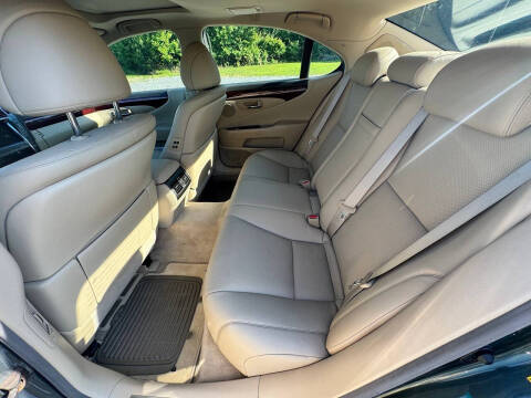 2007 Lexus LS 460