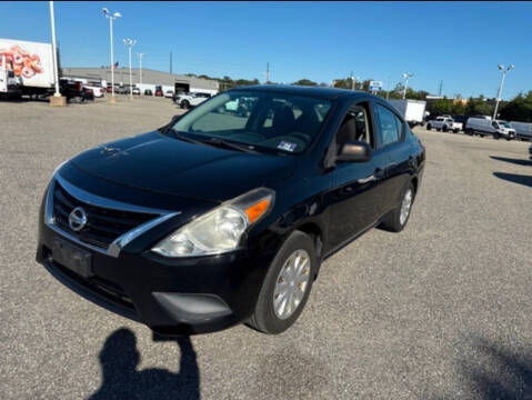2015 Nissan Versa 1.6 S