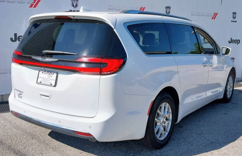 2021 Chrysler Pacifica Touring L