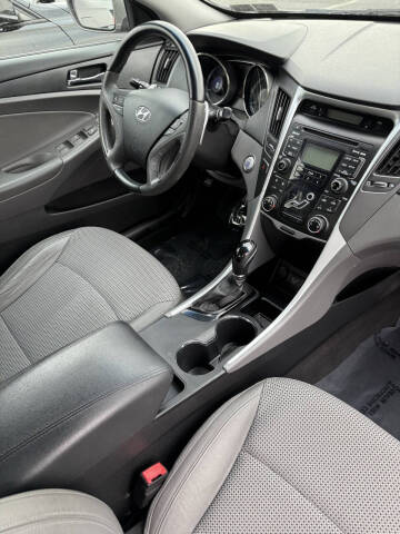2011 Hyundai Sonata SE 2.0T