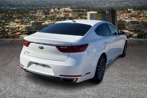 2018 Kia Cadenza Premium