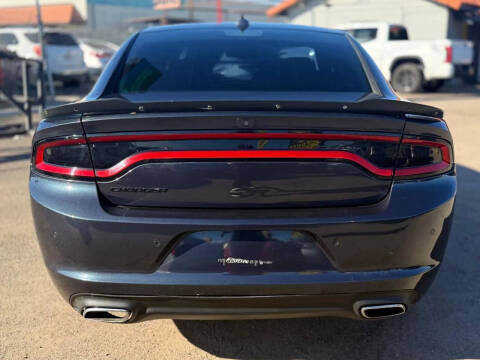 2016 Dodge Charger SXT