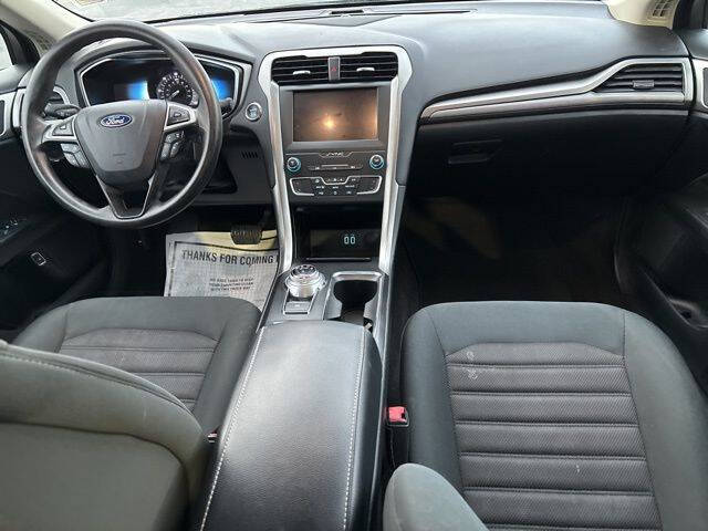 2019 Ford Fusion Hybrid SE