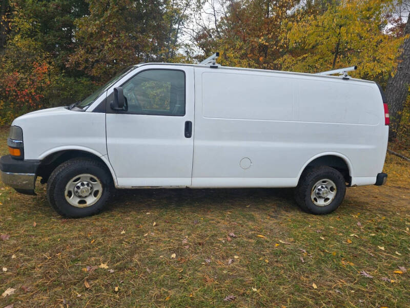 2013 Chevrolet Express Cargo Work Van's photo