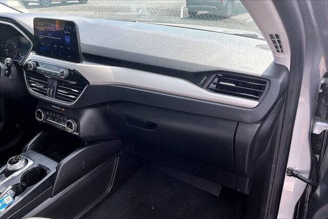 2022 Ford Escape SE