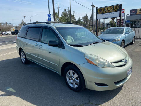 2006 Toyota Sienna for sale at Lifetime Motors AUTO in Sacramento CA