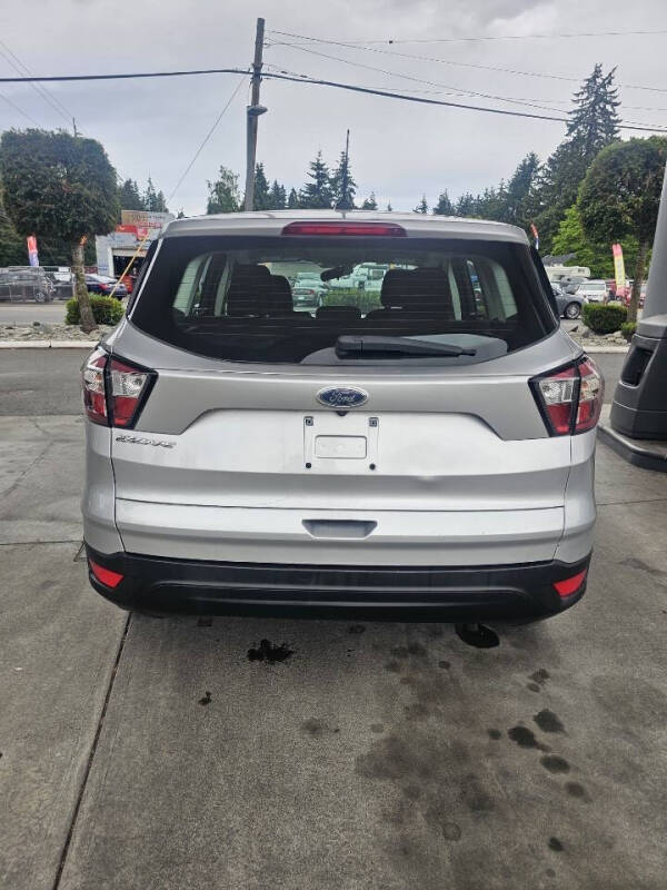 2017 Ford Escape S