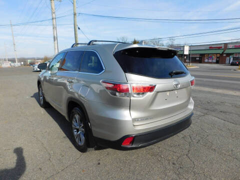 2016 Toyota Highlander LE Plus