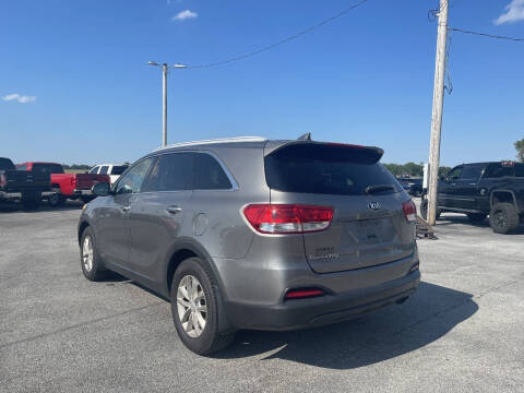 2016 Kia Sorento LX