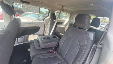 2018 Chrysler Pacifica Touring Plus
