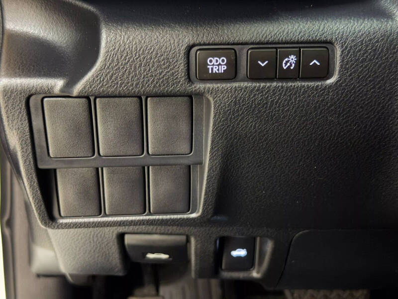 2015 Lexus IS 250 Crafted Line