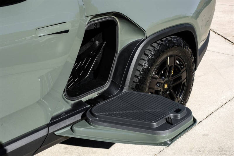 2022 Rivian R1T Launch Edition