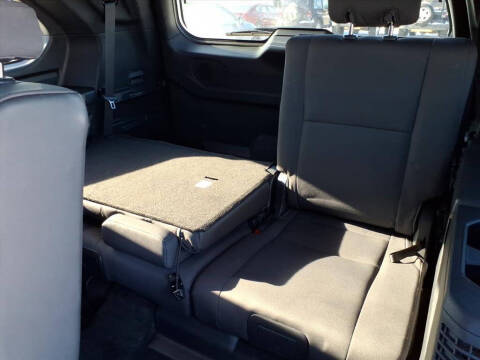 2025 Toyota Sequoia SR5