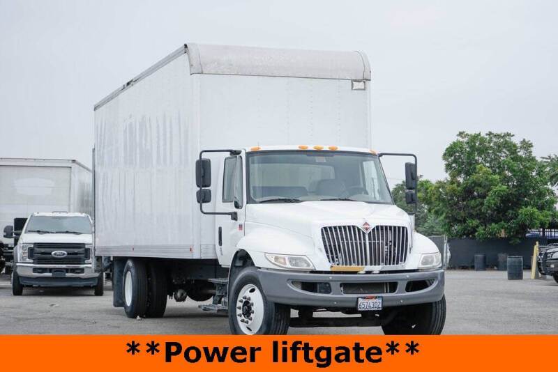 2018 International DuraStar 4300