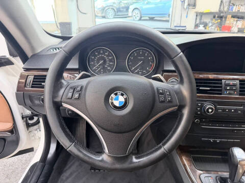 2011 BMW 3 Series 335i