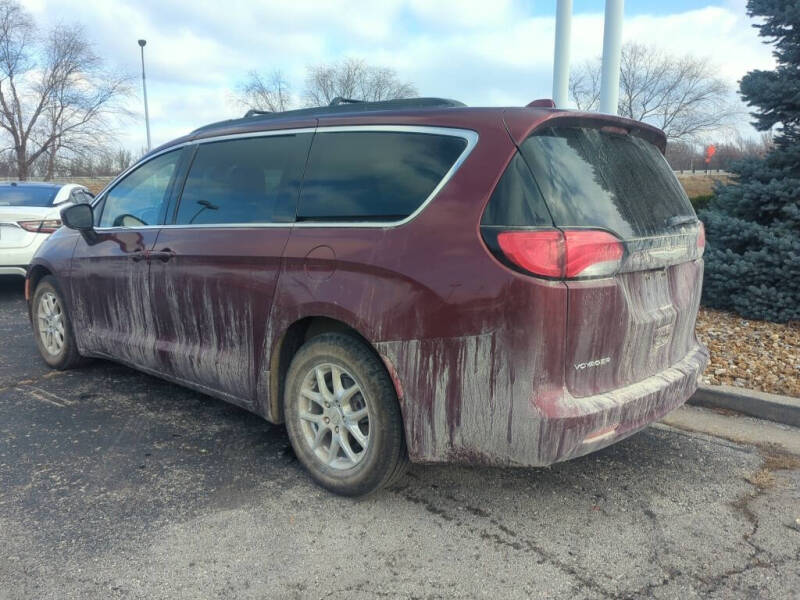 2020 Chrysler Voyager LXi
