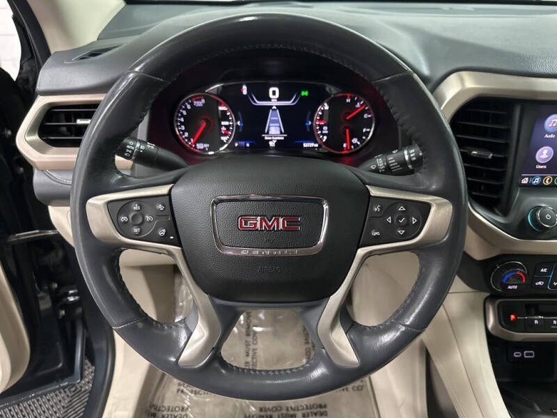 2020 GMC Acadia Denali