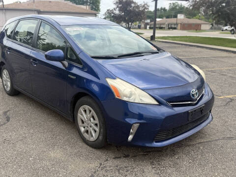 2012 Toyota Prius v Three