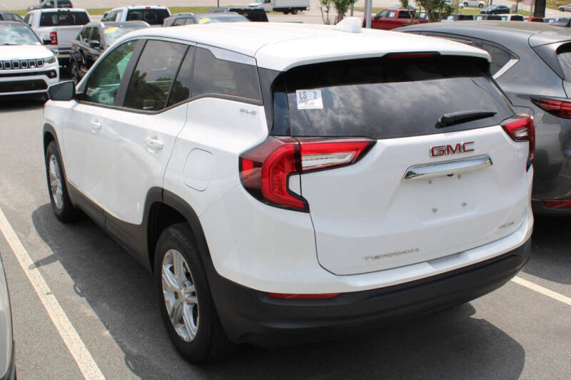 2022 GMC Terrain SLE
